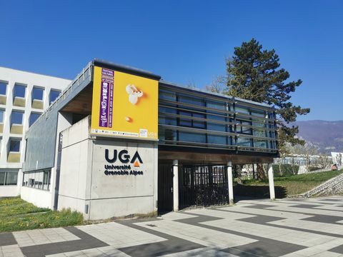 Trường đại học công lập tại Pháp: Grenoble Alpes