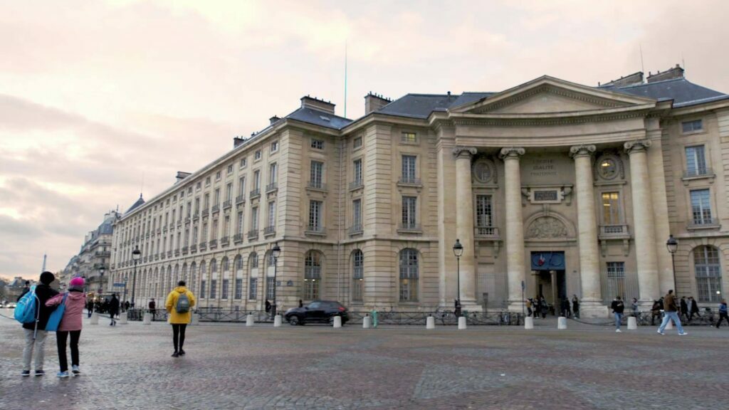 Đại học công lập tại Pháp Panthéon-Sorbonne (Paris 1) 